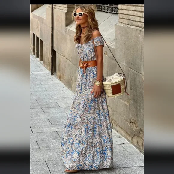 Women's Bohemian Blue Paisley Maxi Dress - Picture 3 of 4